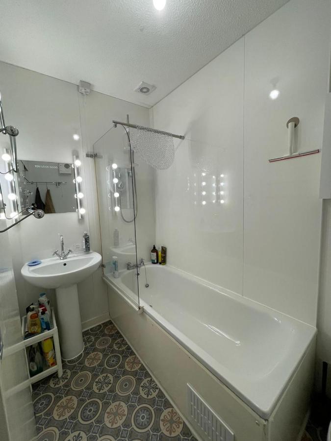 One Bedroom Websters Land Flat - Grassmarket Edinburgh Kültér fotó
